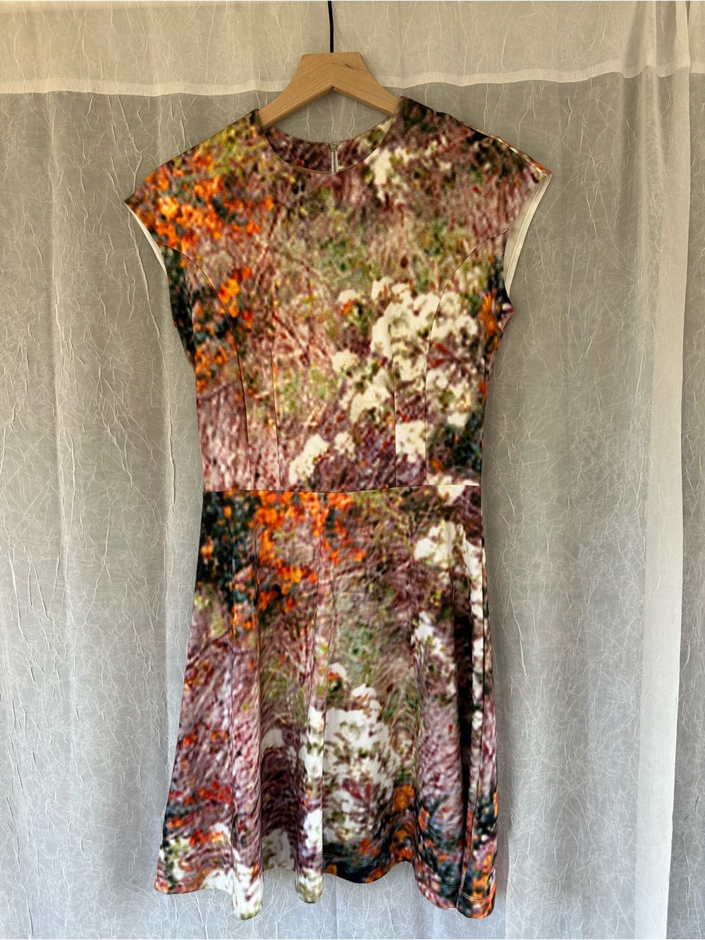 Carven Floral Cap-Sleeve Dress in floral, multicolor